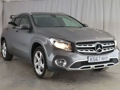 Usado Mercedes GLA200 136 HP (100 kW) 2019 SUV