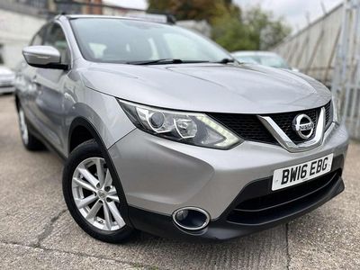 Used Nissan Qashqai Acenta 110 HP (80 kW) 2016 Silver SUV