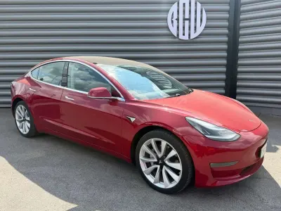 Used Tesla Model 3 Standard Range 366 kW (498 HP) 2019 Red Sedan