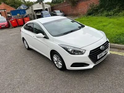 Used Hyundai i40 115 HP (84 kW) 2017 White Sedan