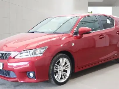 Used Lexus CT200h Sport Line 136 HP (100 kW) 2014 Red Hatchback