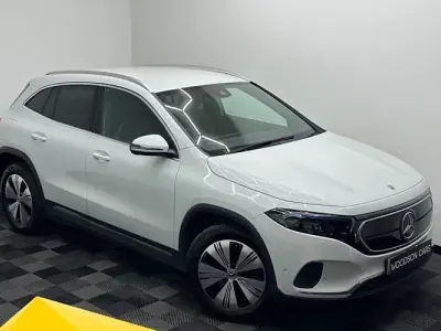 Used Mercedes EQA250 139 kW (190 HP) 2021 White SUV