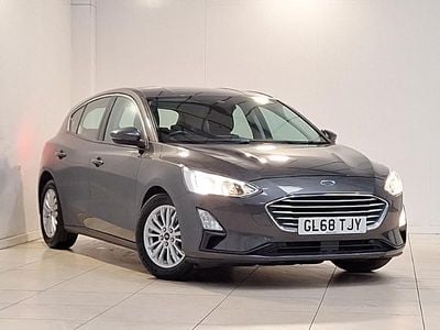 Used Ford Focus Titanium 125 HP (91 kW) 2018 Grey Hatchback
