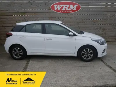 Używany Hyundai i20 Edition 84 KM (61 kW) 2019 Biały Hatchback