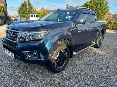 Blue Used 2021 Nissan Navara Tekna Pickup | £19,495 (Fair price)