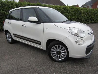 Used Fiat 500L Pop Star 95 HP (69 kW) 2015 White MPV