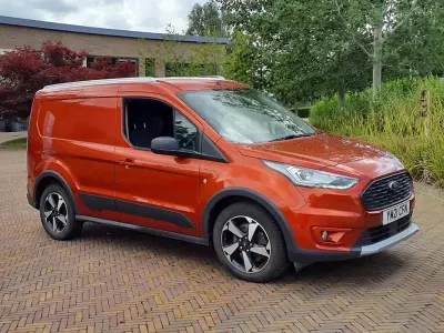 Used Ford Transit Active 120 HP (88 kW) 2021 Orange Van