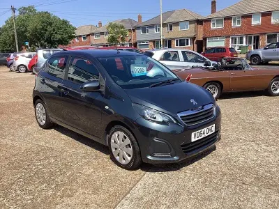 Used Peugeot 108 Active 68 HP (50 kW) 2014 Grey Hatchback