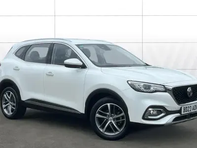 Używany MG HS Excite 162 KM (119 kW) 2023 Biały SUV