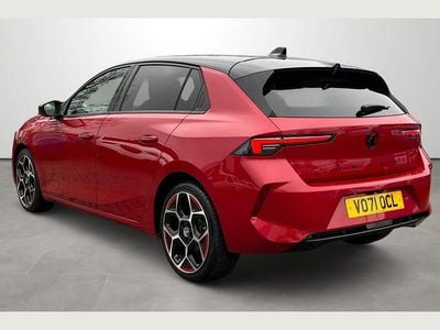 Used Vauxhall Astra GS Line 129 HP (94 kW) 2022 Red Hatchback