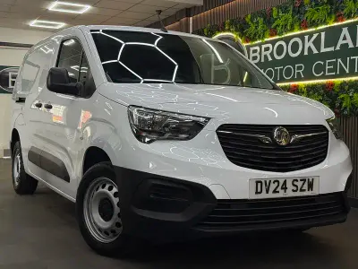 Used Vauxhall Combo S 2024 White MPV