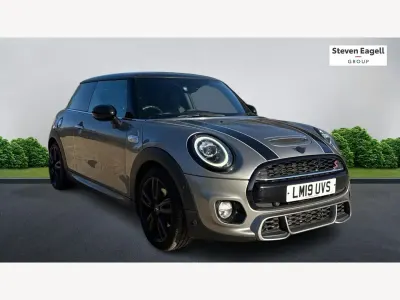 Usado Mini Cooper S Hatch 192 HP (141 kW) 2019 Prateado Citadino