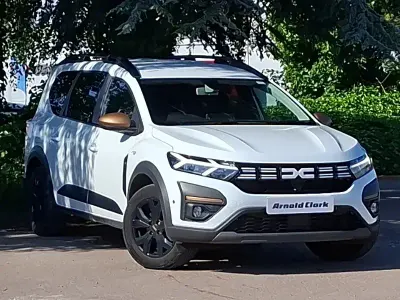 Used Dacia Jogger Extreme 140 HP (102 kW) 2024 White MPV