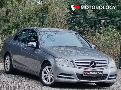 Käytetty Mercedes C220 Executive 2013 Hopea Sedan