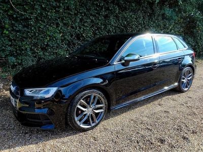 Begagnad Audi S3 Sportback Performance 2018 Svart Halvkombi