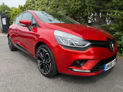 Used Renault Clio Iconic 2018 Red Hatchback
