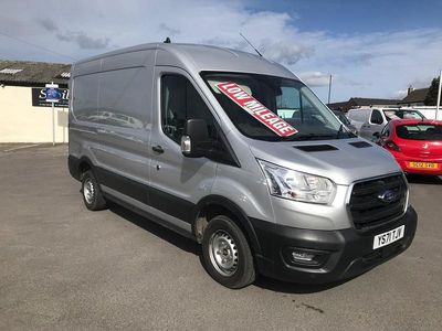 Begagnad Ford Transit Trend 130 HK (95 kW) 2021 Silver Van