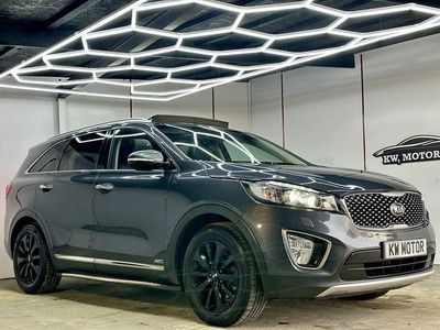 Grey Used 2016 Kia Sorento SUV | £11,894 (Fair price)