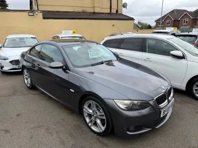 Begagnad BMW 325 M Sport 2009 Grå Sportkupé