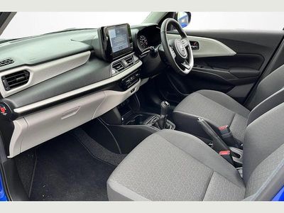 New Suzuki Swift 82 HP (60 kW) 2025 Blue Hatchback