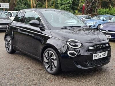 New Fiat 500e La Prima 86 kW (118 HP) 2025 Black Hatchback