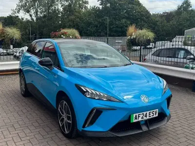 Used MG MG4 EV Trophy 319 kW (435 HP) 2024 Blue Hatchback