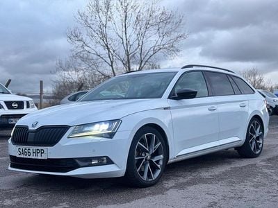 White Used 2016 Skoda Superb SportLine Estate | £10,495 (Good price)