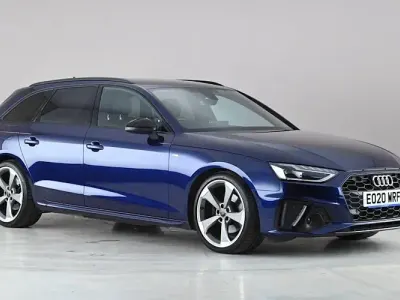 Usado Audi A4 Black Edition 190 CV (139 kW) 2020 Azul Familiar