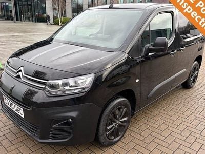 Used Citroën Berlingo PureTech 110 HP (80 kW) 2020 Black MPV