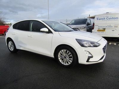 Used Ford Focus Titanium 125 HP (91 kW) 2022 White Hatchback