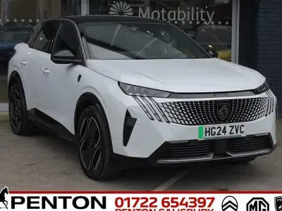 Used Peugeot e-3008 GTi 156 kW (213 HP) 2024 SUV