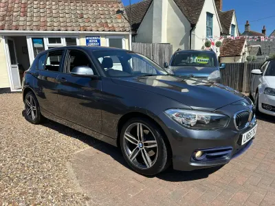 Używany BMW 118 Sport Line 2015 Szary Hatchback