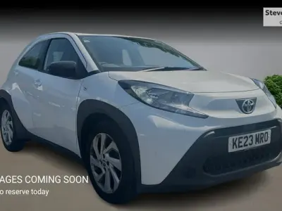 Used Toyota Aygo X PURE 72 HP (52 kW) 2025 SUV