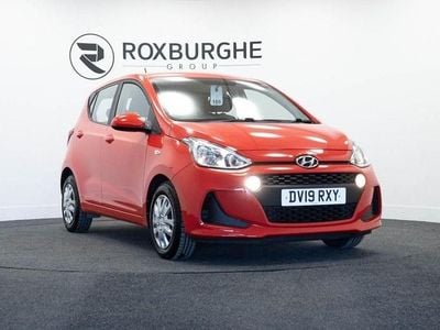 Used Hyundai i10 SE 87 HP (63 kW) 2019 Red Hatchback