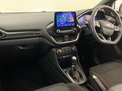 Usado Ford Puma ST-Line 123 HP (90 kW) 2023 Branco SUV