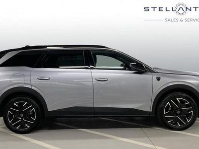 Second-hand Peugeot 5008 GT 134 CP (98 kW) 2025 Gri SUV