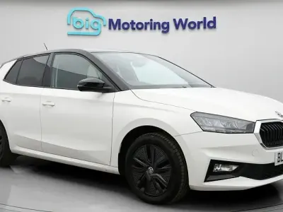 Used Skoda Fabia Colour Edition 80 HP (58 kW) 2023 White Hatchback