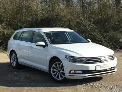Begagnad VW Passat SE 120 HK (88 kW) 2015 Vit Kombi