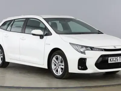 Used Suzuki Swace 140 HP (102 kW) 2024 White Estate
