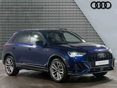 Używany Audi Q3 Black Edition 150 KM (110 kW) 2023 Niebieski SUV