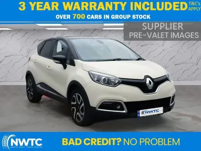 Used Renault Captur Dynamique 90 HP (66 kW) 2015 Cream/black SUV