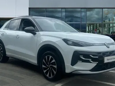 New VW T-Roc Life 150 HP (110 kW) 2026 Pure white / black SUV