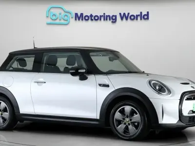 Used Mini Cooper S Level 1 135 kW (184 HP) 2023 White Hatchback
