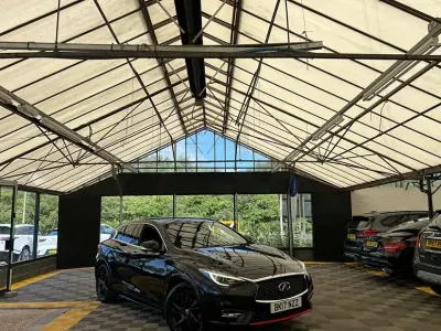 Used Infiniti Q30 Premium 170 HP (125 kW) 2017 Black Hatchback