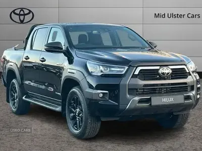 Nowe Toyota HiLux 201 KM (147 kW) 2026 Czarny Pickup