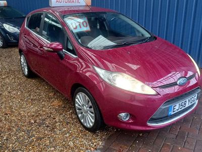 Used Ford Fiesta Titanium 94 HP (69 kW) 2009 Red Hatchback