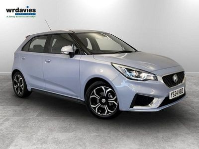 Begagnad MG MG3 Exclusive 106 HK (77 kW) 2024 Silver Halvkombi
