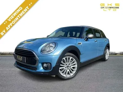 Usado Mini Cooper Clubman 136 CV (100 kW) 2018 Azul Familiar