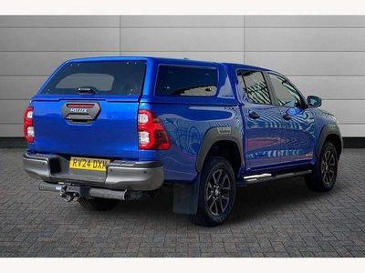 Usado Toyota HiLux 204 HP (150 kW) 2024 Azul Pickup