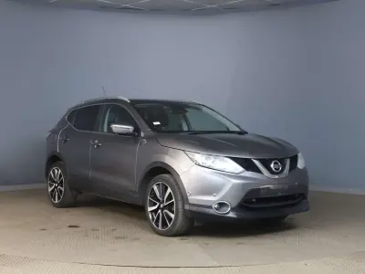 Używany Nissan Qashqai Tekna 110 KM (80 kW) 2016 Szary SUV